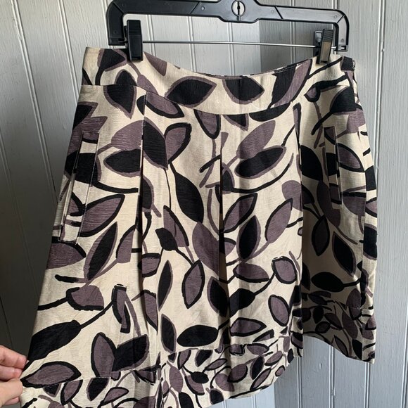 BCBG Maxazria Ivory Purple Black Leaf Print Silk Linen A Skirt Pockets - Sz 10 - Picture 1 of 12